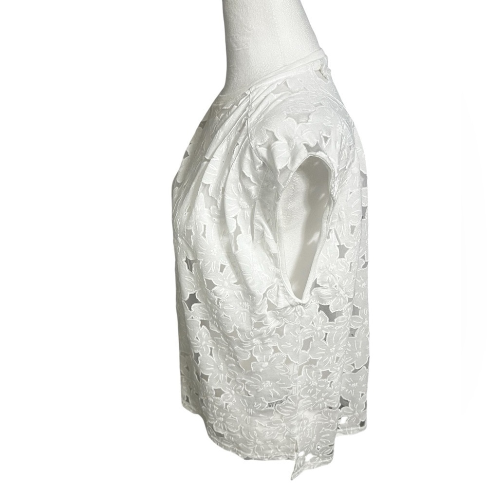 TED BAKER Women Sleeveless Crew Neck
ERICAH Floral BURNOUT White Vest oversized - Picture 6 of 15
